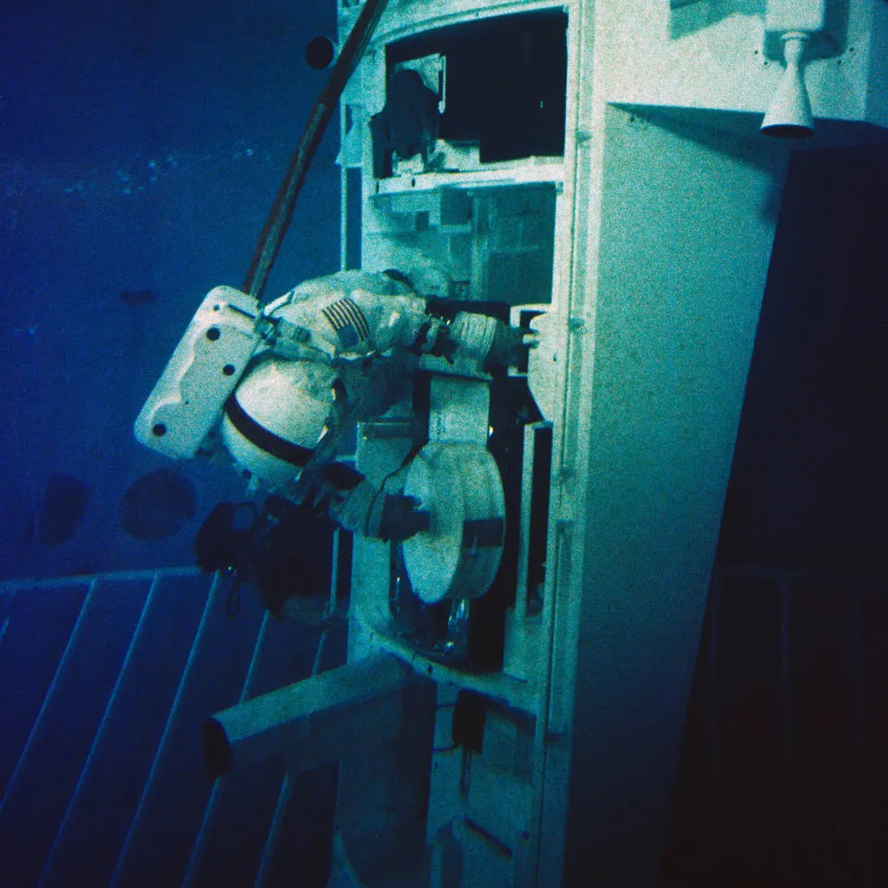astronaut training underwater